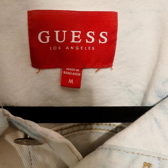 Guess White Denim Jacket with Light Blue Accents - Picture 4 of 12